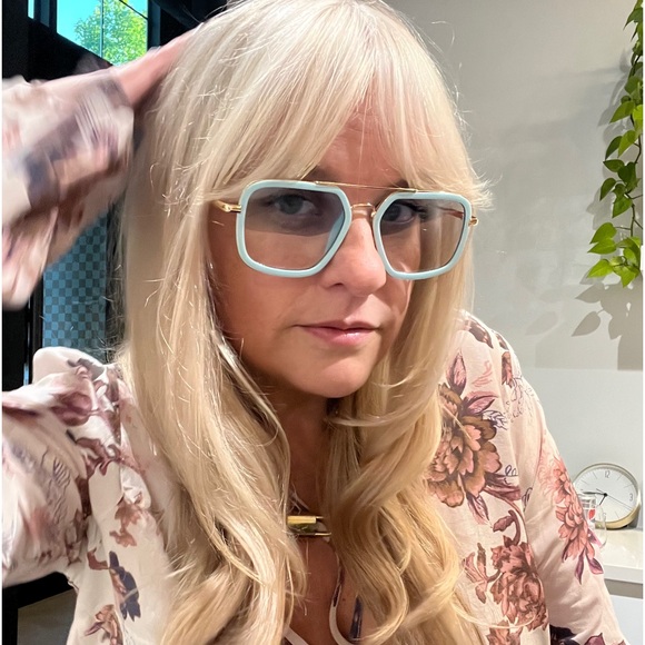 Meet your Posher, Victoria - Picture 1 of 1